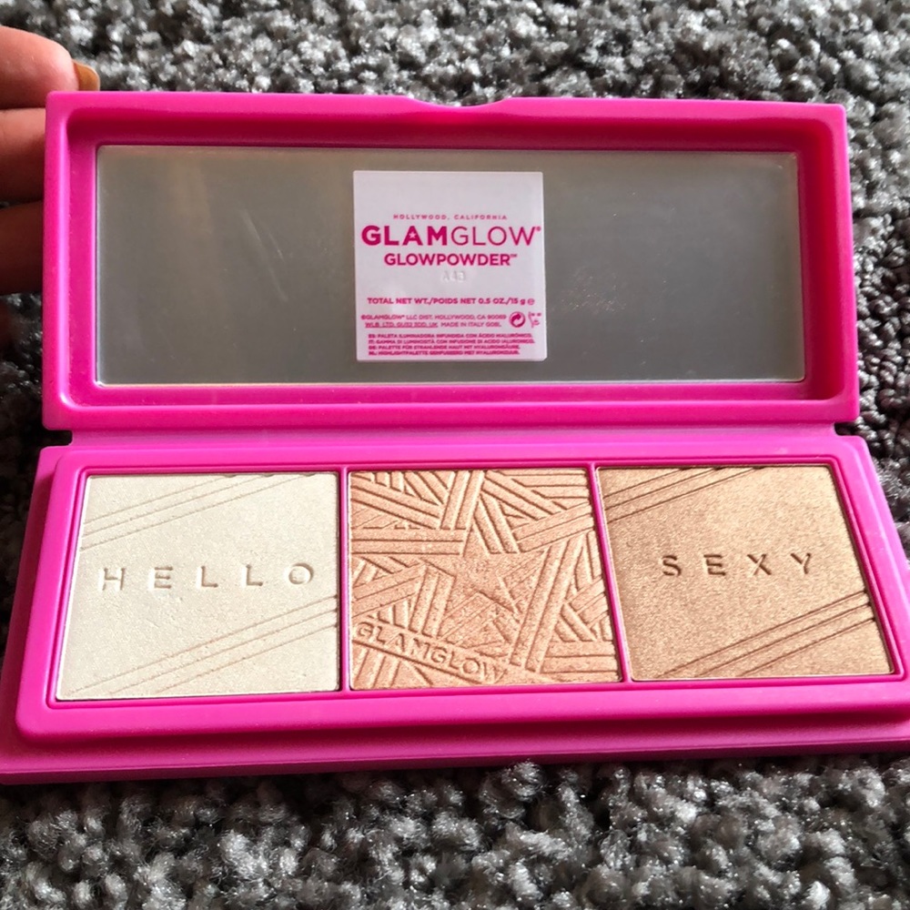 Glam Glow highlight pallet